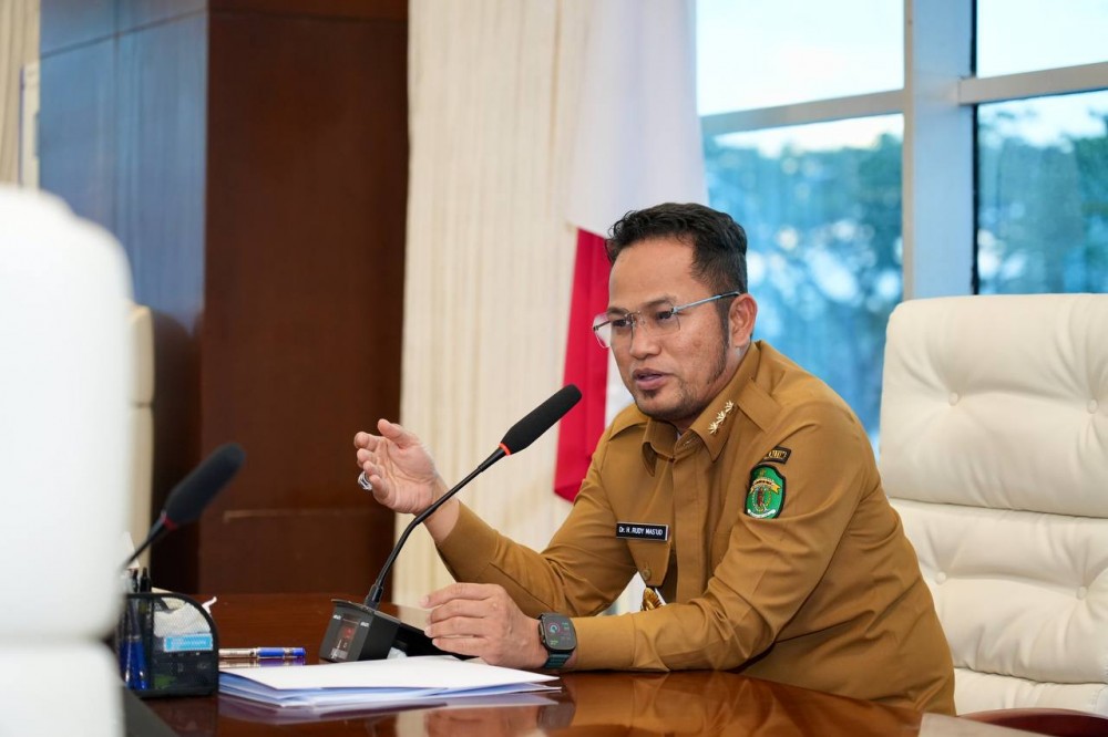 Gubernur Harum: Kita Bikin Sarung Samarinda Mendunia