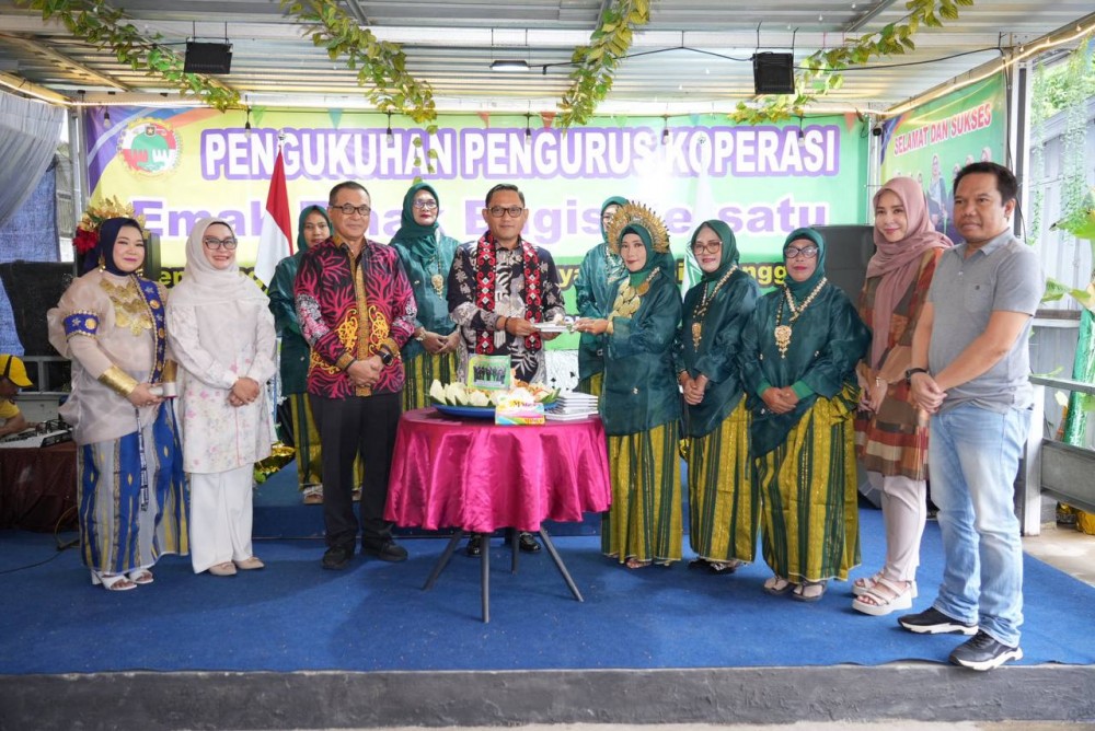 Koperasi 'Emak-Emak Bugis Bersatu' Siap Dorong Ekonomi Lokal. Wagub Seno : Ini Kunci Majukan UMKM