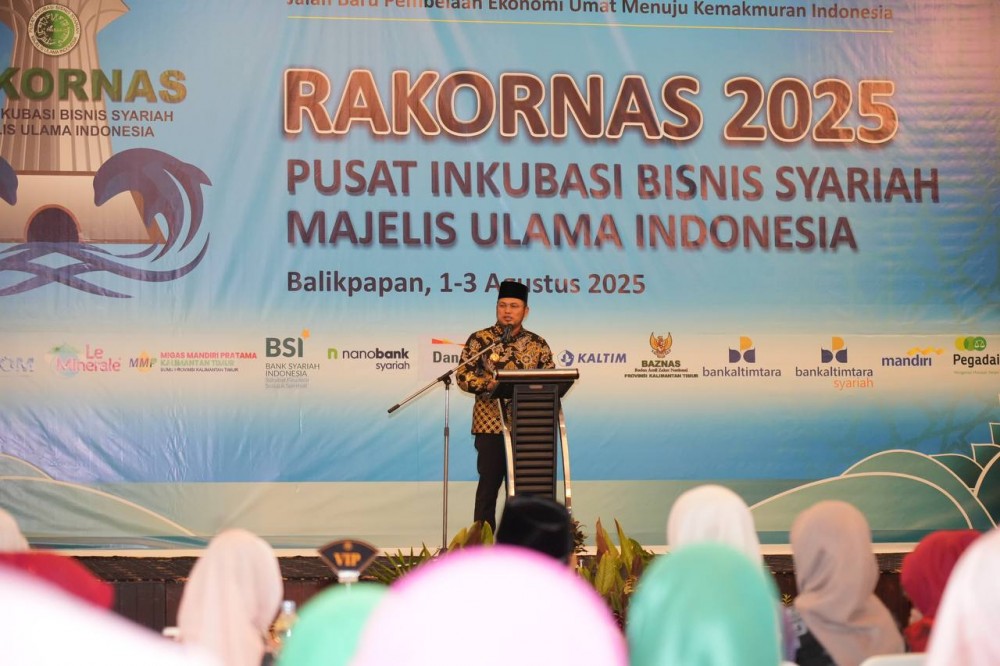 Rakornas Pinbas MUI 2025, Gubernur Harum: Ingin jadi Pengusaha Sukses Harus Berani, Kerja Keras dan Cerdik