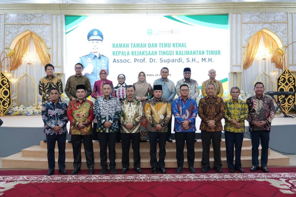 Ramah Tamah dan Temu Kenal, Kajati akan Bantu Gubernur Kaltim Kejar Pajak Alat Berat
