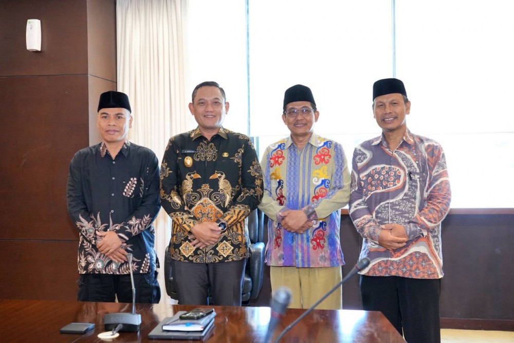 Terima Audiensi Rektor UINSI, Wagub Seno: UINSI Salah Satu Tulang Punggung Wujudkan SDM Berkualitas