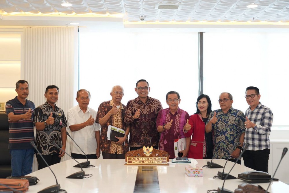 Terima Audiensi Pengurus FKDM Provinsi Kaltim, Wagub Seno : Kewaspadaan Dini Penting guna Menjaga Kondusifitas Daerah