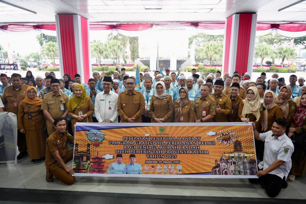 Pelepasan Penerima Manfaat Program Gratispol Ibadah Umrah, Wagub Seno: Bukti Nyata Program Gratispol