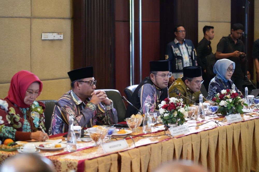 Kumpulkan Kepala Daerah Penghasil Sumber Daya Kehutanan dan Minerba, Gubernur Harum: Duduk Bersama agar Hujannya Merata