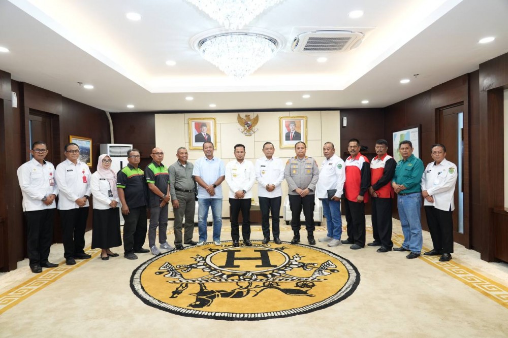 Terima Serikat Pekerja/Buruh, Gubernur Harum : Saya Ingin Semua Buruh di Kaltim Sejahtera